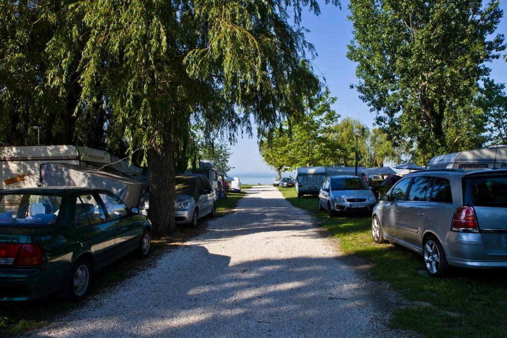 Balaton Eldorado Camping Hotel Badacsonytördemic Exterior foto